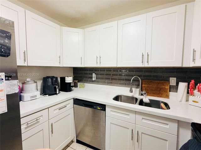 2651 Riverside Dr 3, Coral Springs, FL 33065