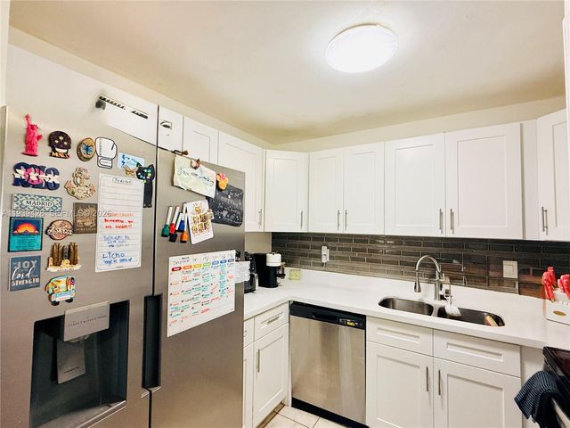 2651 Riverside Dr 3, Coral Springs, FL 33065