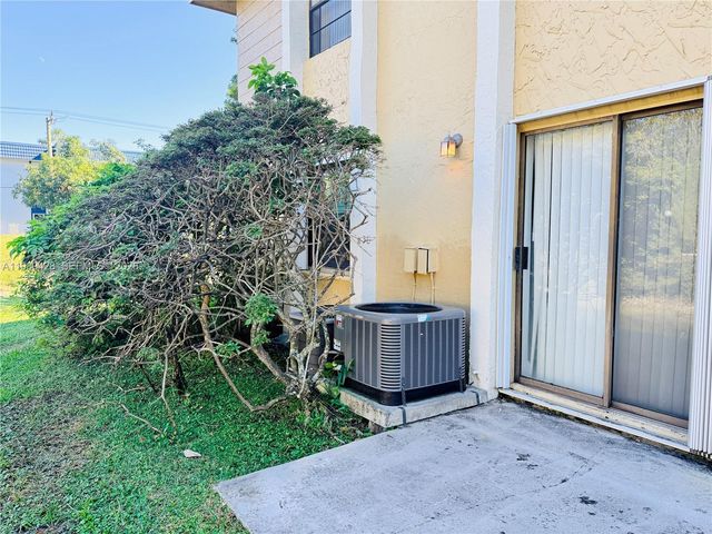 2651 Riverside Dr 3, Coral Springs, FL 33065