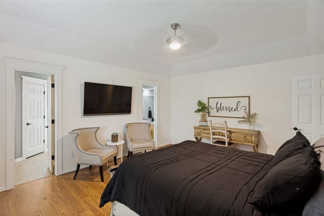 2648 Shadow Ridge Drive, Burleson, TX 76028