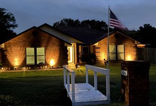 2648 Shadow Ridge Drive, Burleson, TX 76028