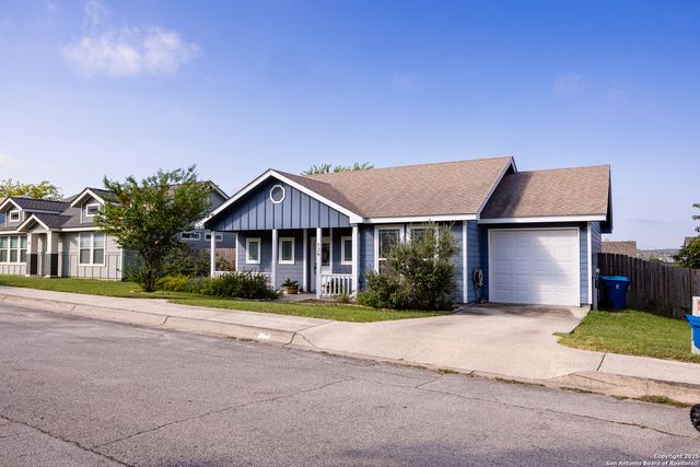 129 N jasper, Kerrville, TX 78028