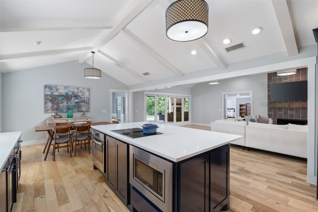 6334 Oakleaf Road, Dallas, TX 75248