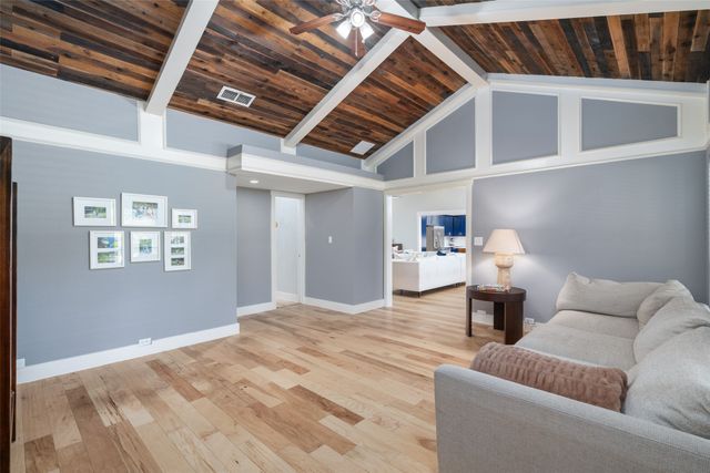 6334 Oakleaf Road, Dallas, TX 75248