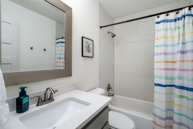 6334 Oakleaf Road, Dallas, TX 75248