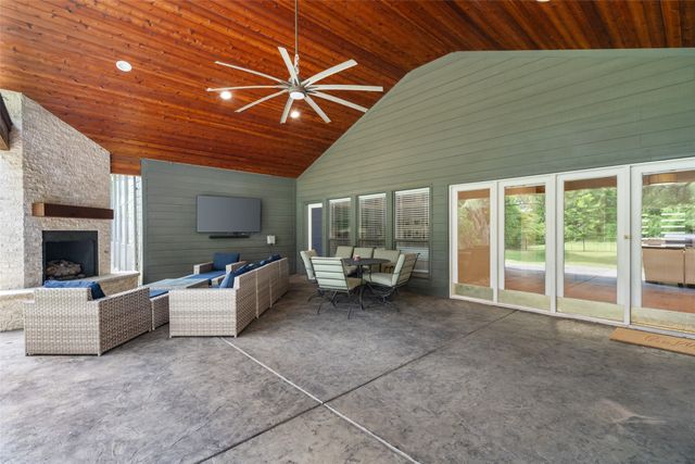 6334 Oakleaf Road, Dallas, TX 75248