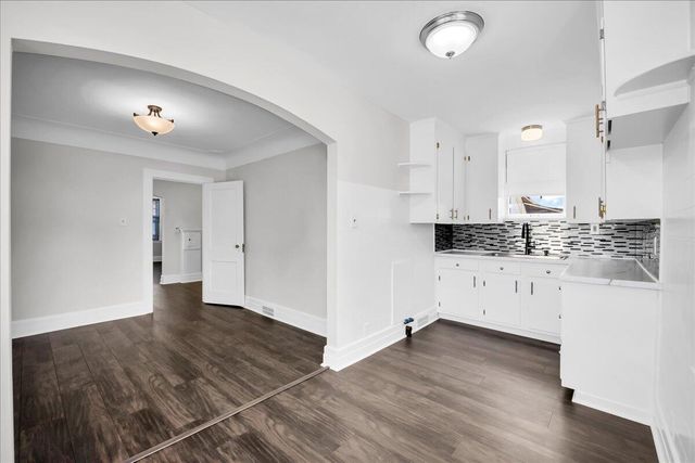 45 W Woodward Avenue, Ecorse, MI 48229