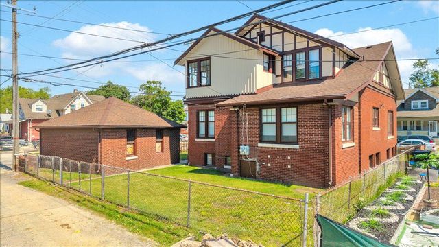 45 W Woodward Avenue, Ecorse, MI 48229