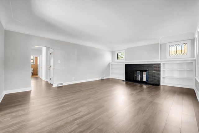 45 W Woodward Avenue, Ecorse, MI 48229