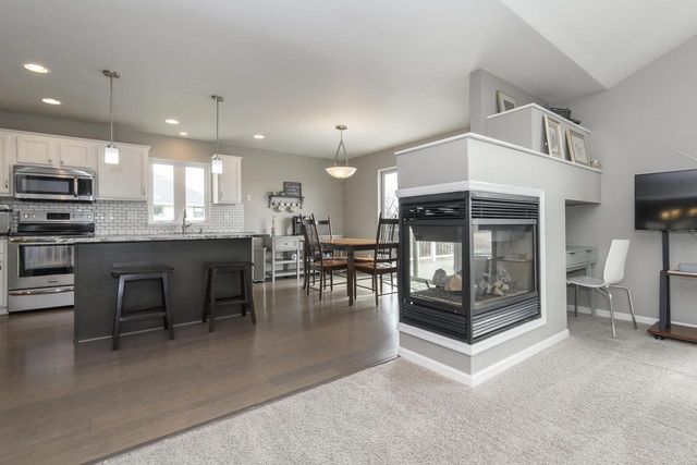 W231N7020 Homestead COURT, Sussex, WI 53089