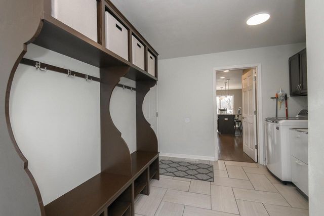 W231N7020 Homestead COURT, Sussex, WI 53089