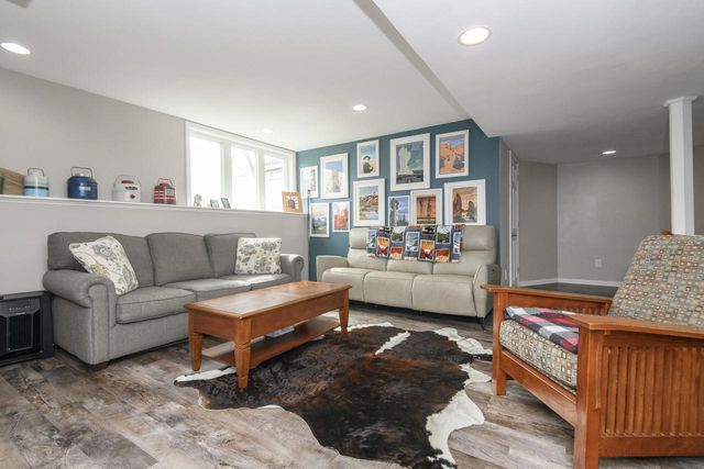 W231N7020 Homestead COURT, Sussex, WI 53089