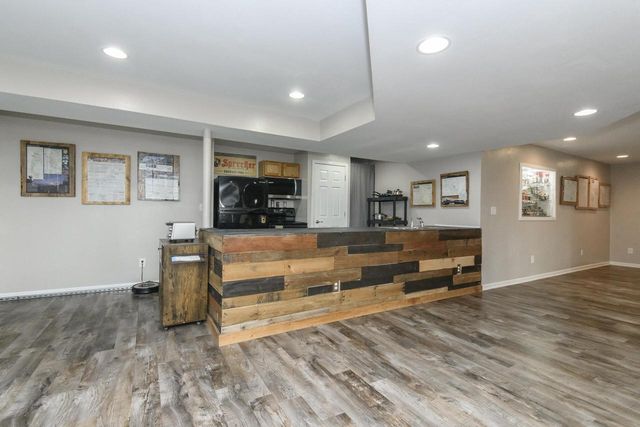 W231N7020 Homestead COURT, Sussex, WI 53089