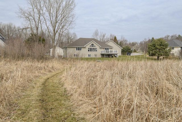 W231N7020 Homestead COURT, Sussex, WI 53089