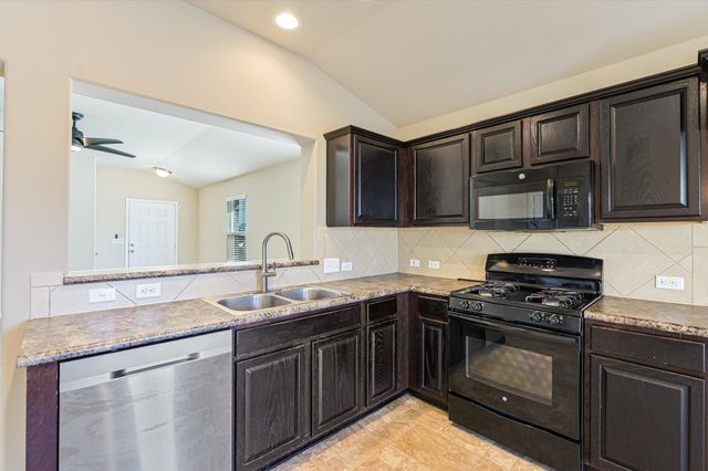 104 Steel Shot CT, Bastrop, TX 78602