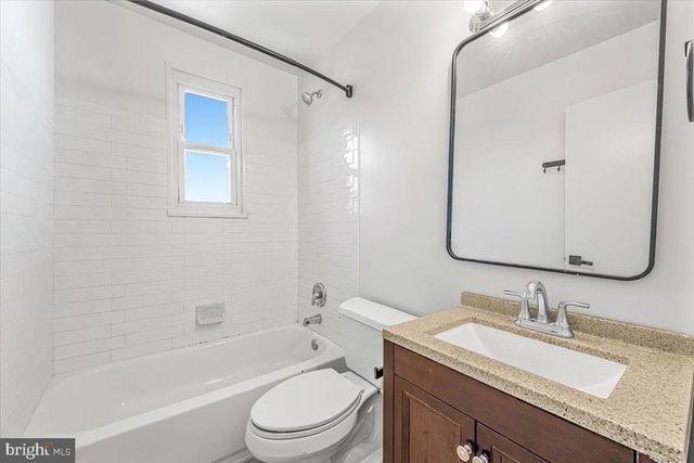 1814 LONGFORD DR, Hyattsville, MD 20782