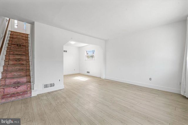 1814 LONGFORD DR, Hyattsville, MD 20782