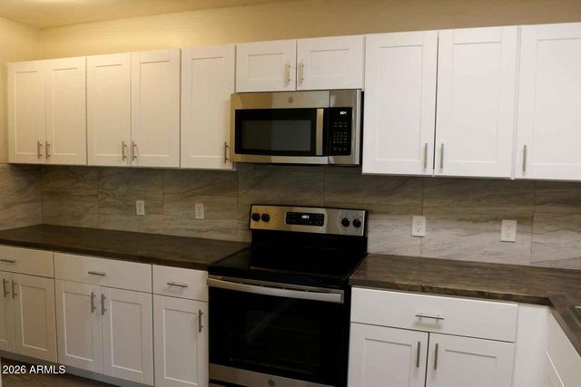 3824 N 8TH Avenue, Phoenix, AZ 85013