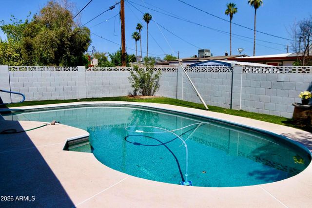 3824 N 8TH Avenue, Phoenix, AZ 85013