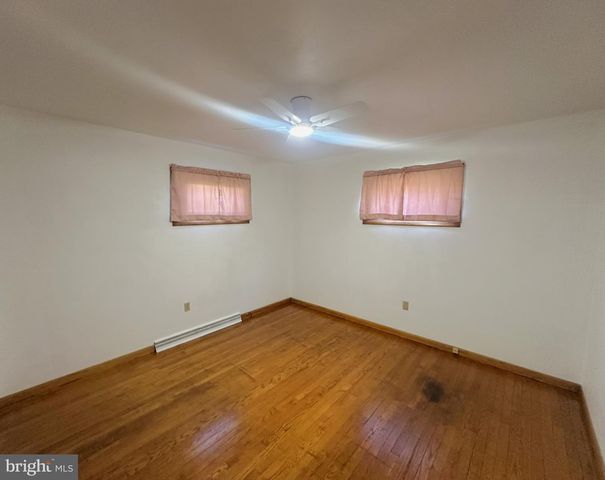 316 MOUL AVE, Hanover, PA 17331