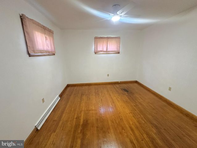 316 MOUL AVE, Hanover, PA 17331