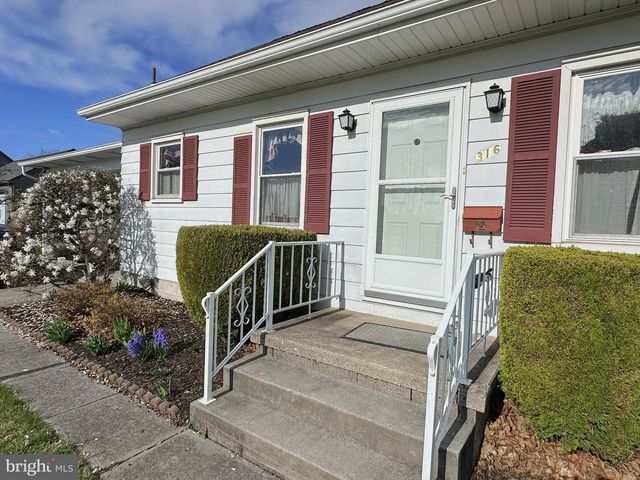 316 MOUL AVE, Hanover, PA 17331