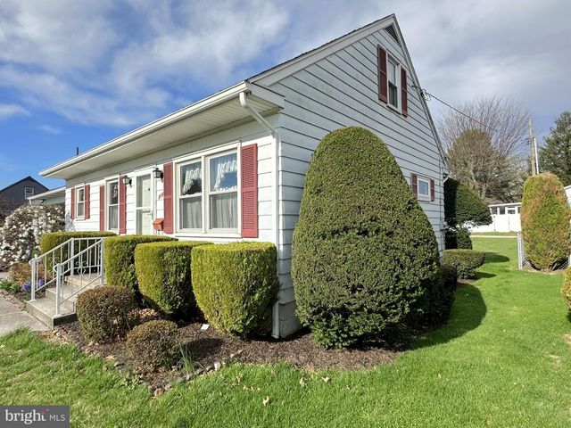 316 MOUL AVE, Hanover, PA 17331