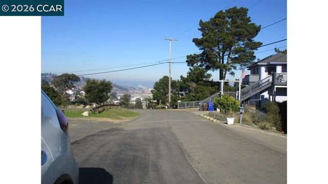0 Crest Ave, Richmond, CA 94801