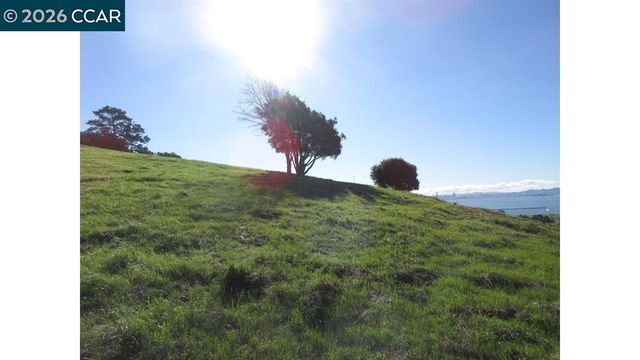 0 Crest Ave, Richmond, CA 94801