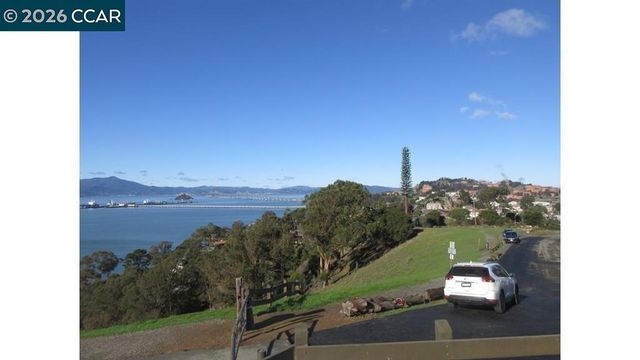 0 Crest Ave, Richmond, CA 94801