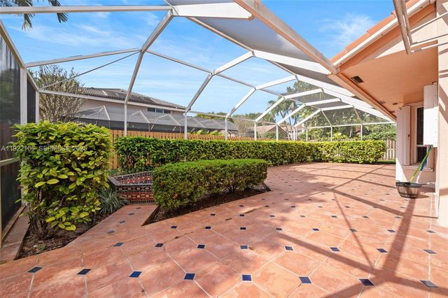 3320 Brussels Ave, Cooper City, FL 33026