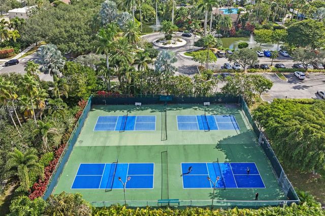 3320 Brussels Ave, Cooper City, FL 33026