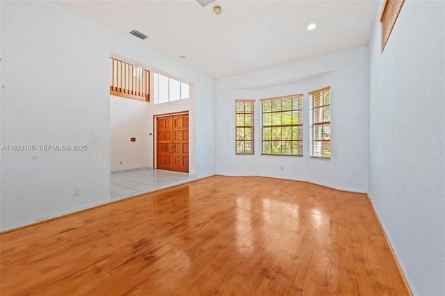 3320 Brussels Ave, Cooper City, FL 33026