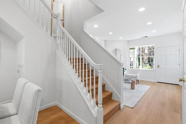 141 Laurel Way, Mountain View, CA 94040