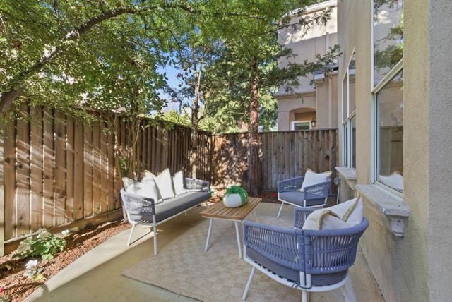 141 Laurel Way, Mountain View, CA 94040