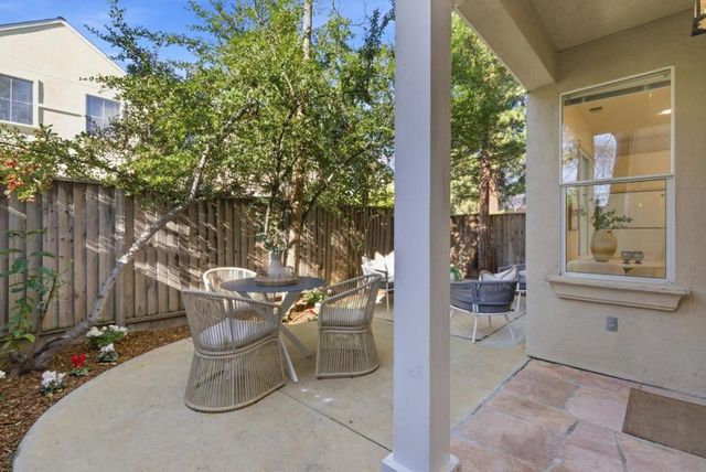 141 Laurel Way, Mountain View, CA 94040