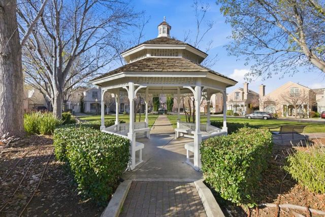 141 Laurel Way, Mountain View, CA 94040