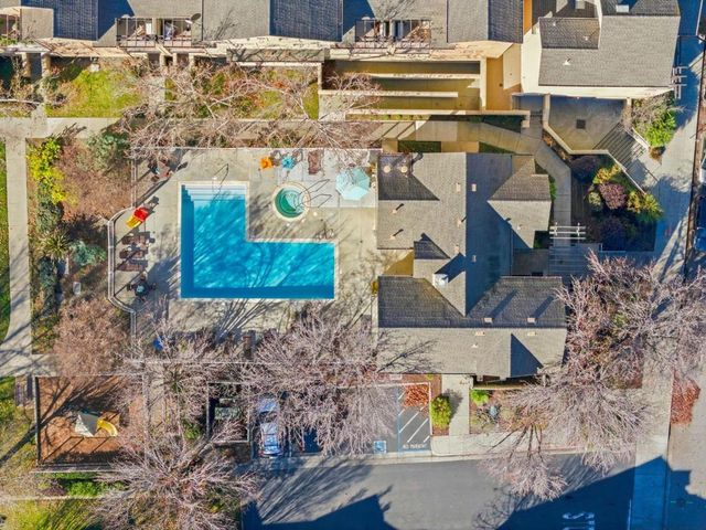 141 Laurel Way, Mountain View, CA 94040