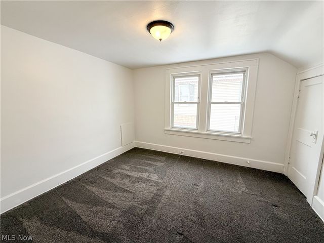 2140 12th Street, Akron, OH 44314
