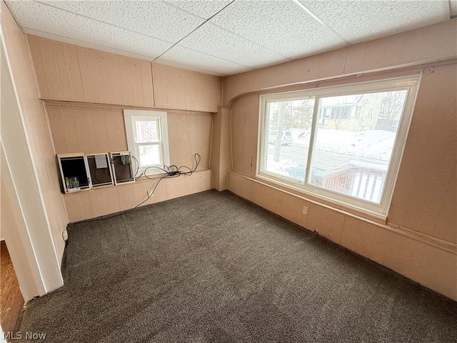 2140 12th Street, Akron, OH 44314