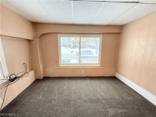 2140 12th Street, Akron, OH 44314