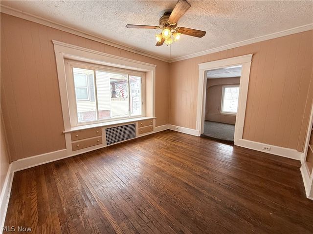 2140 12th Street, Akron, OH 44314