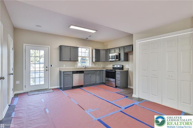 903 North Graham Street, Allentown City, PA 18109