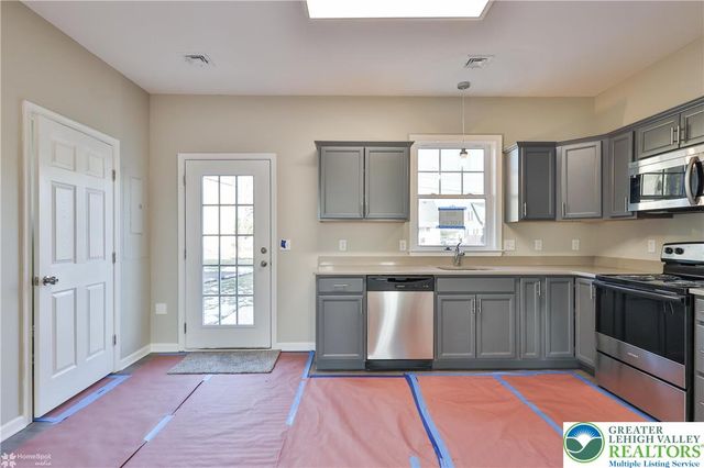 903 North Graham Street, Allentown City, PA 18109