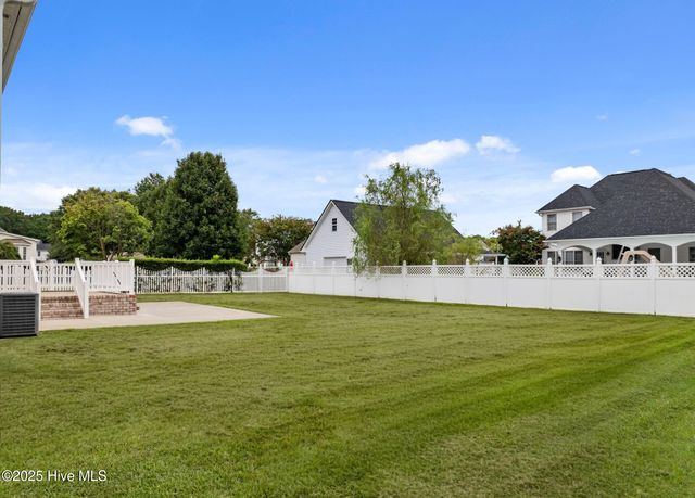 2243 Black Horse Lane, Winterville, NC 28590