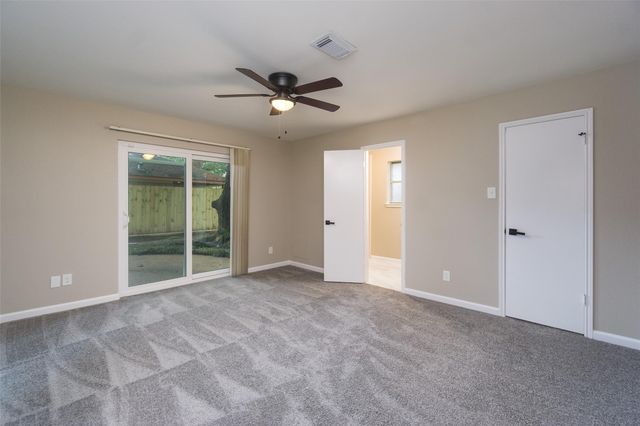 16450 Parksley Drive, Houston, TX 77059