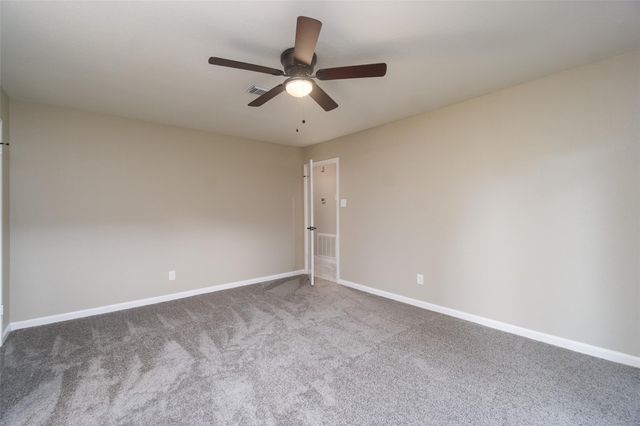 16450 Parksley Drive, Houston, TX 77059