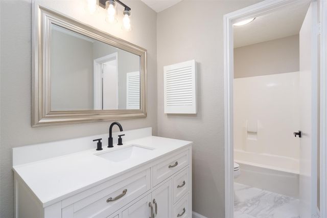 16450 Parksley Drive, Houston, TX 77059