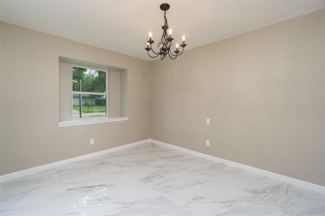 16450 Parksley Drive, Houston, TX 77059