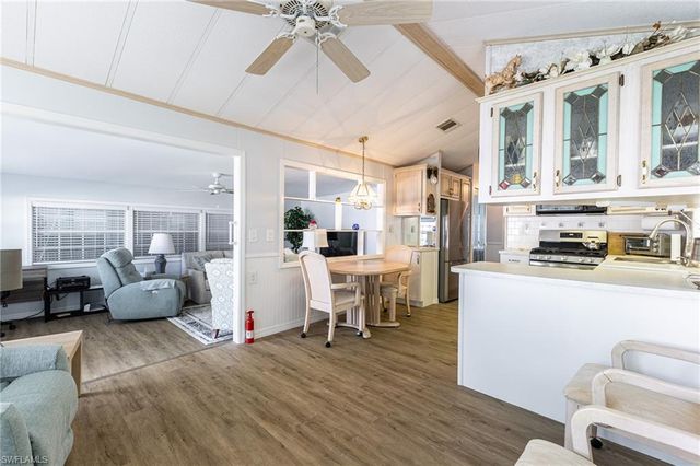 11611 Oakdale DR # 458, Fort Myers, FL 33908